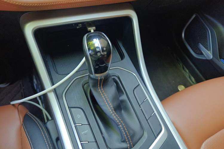 Used Geely Auto Vision X6  Gear Lever