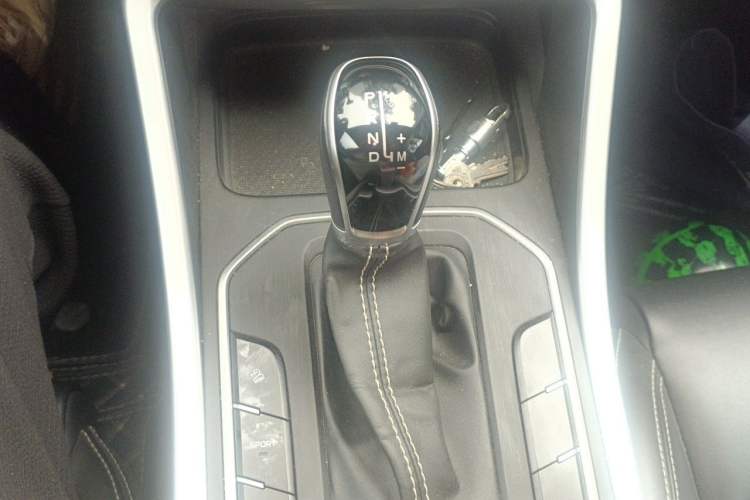 Used Geely Auto Vision X6 2020 1.4T CVT Luxury Edition Gear Lever