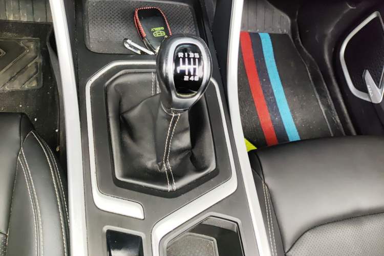 Used Geely Auto Vision X6 2020 1.4T Manual Luxury Model Gear Lever