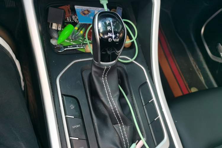 Used Geely Auto Vision X6 2020 1.4T CVT Luxury Edition Gear Lever
