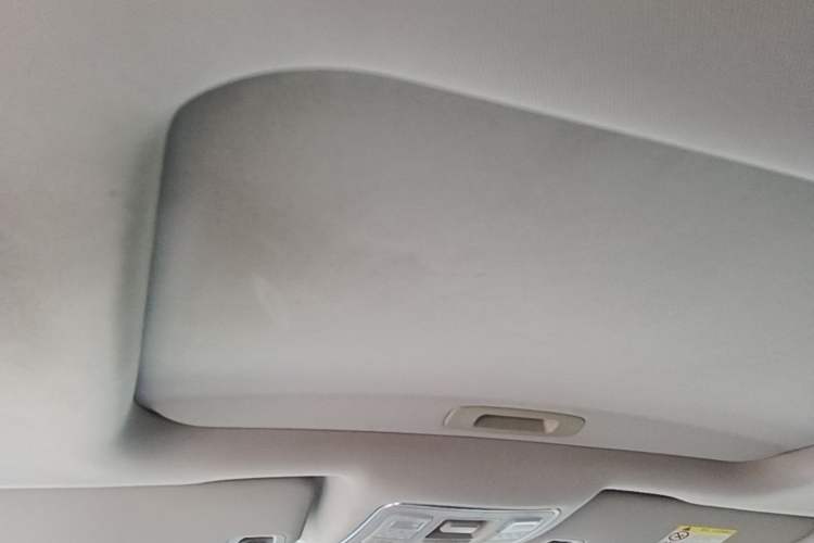 Used Geely Auto Vision X6 2020 1.4T CVT Luxury Edition Headliner