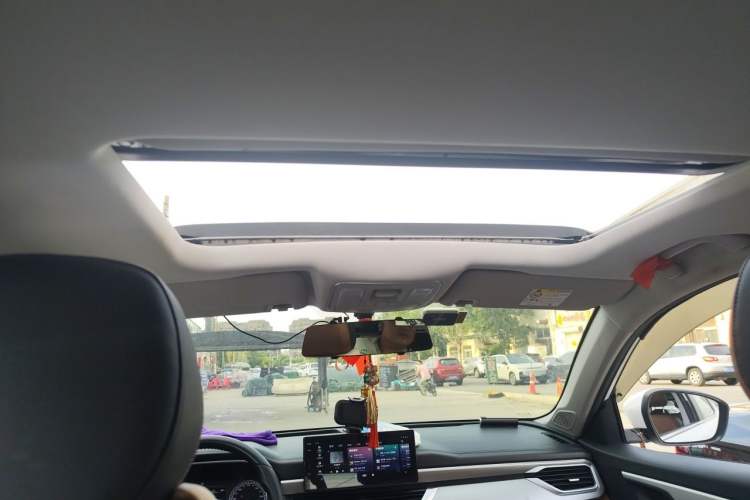 Used Geely Auto Vision X6 2020 1.4T CVT Luxury Edition Headliner