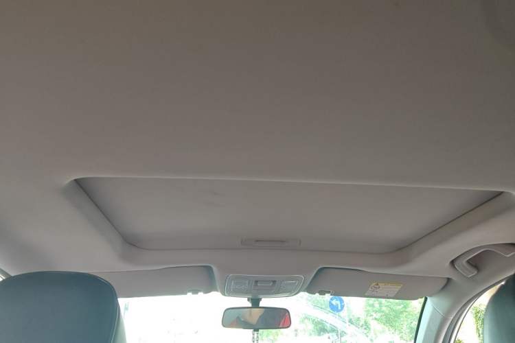 Used Geely Auto Vision X6 2020 1.4T Manual Luxury Model Headliner
