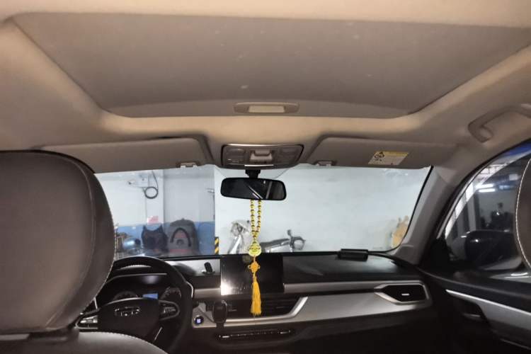 Used Geely Auto Vision X6 2020 1.4T Manual Luxury Model Headliner