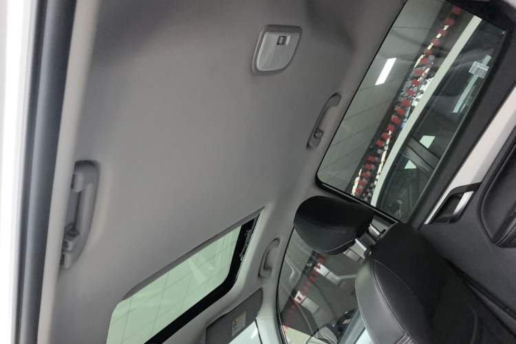 Used Geely Auto Vision X6 2020 1.4T CVT Luxury Edition Headliner