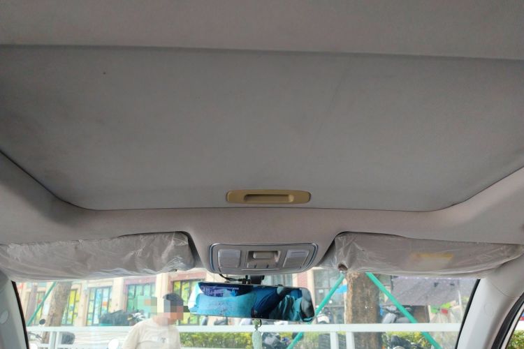 Used Geely Auto Vision X6 2020 1.4T Automatic Luxury Model Headliner