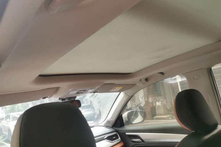 Used Geely Auto Vision X6 2020 1.4T CVT Asian Games Edition Headliner