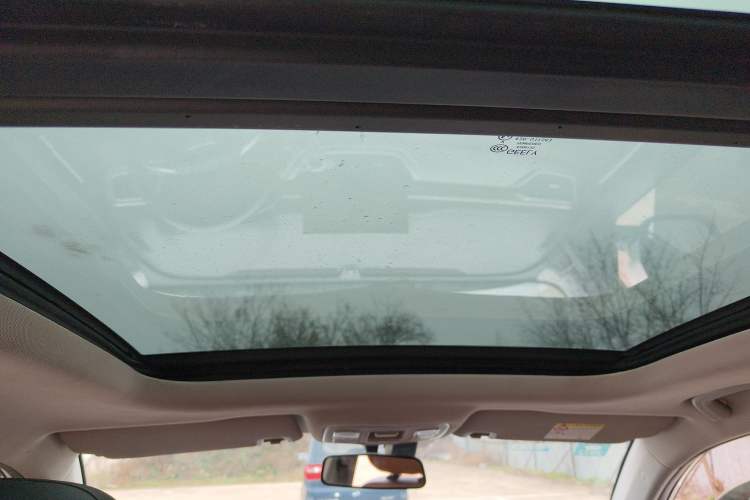 Used Geely Auto Vision X6 2020 1.4T CVT Asian Games Edition Headliner