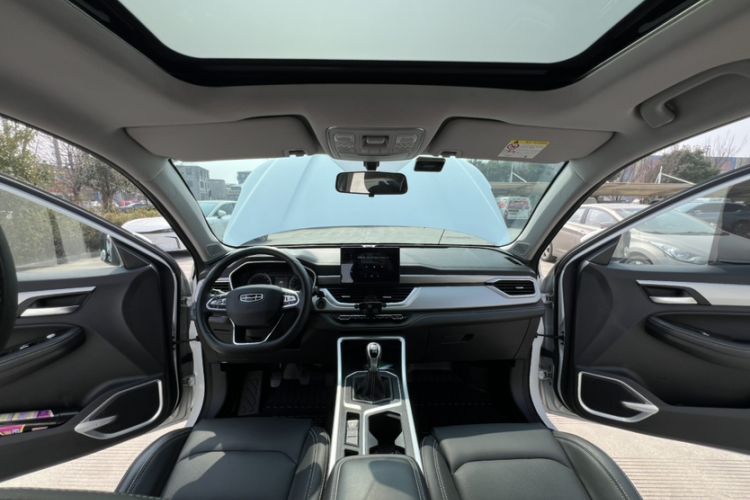 Used Geely Auto Vision X6 2020 1.4T Manual Luxury Model Headliner