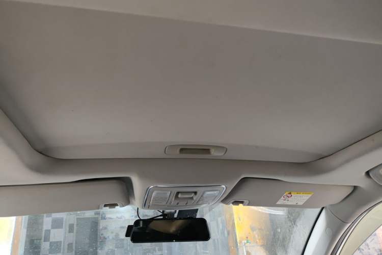 Used Geely Auto Vision X6 2020 1.4T Manual Luxury Model Headliner