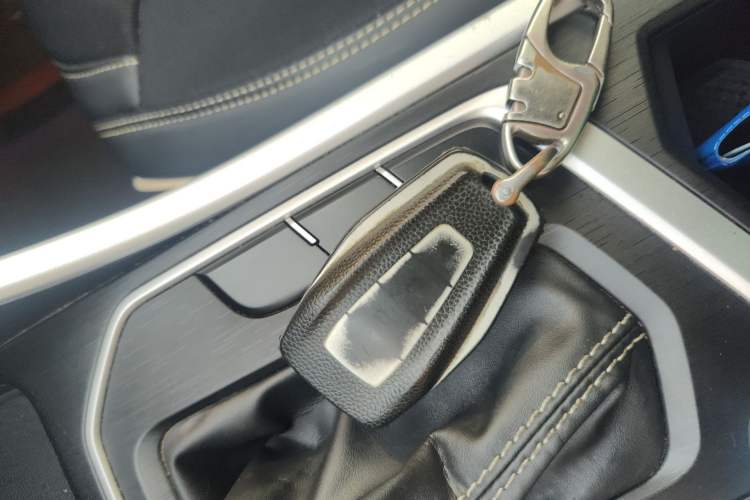 Used Geely Auto Vision X6 2020 1.4T CVT Luxury Edition Interior 1