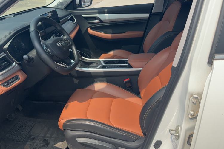Used Geely Auto Vision X6 2020 1.4T CVT Luxury Edition Interior 1
