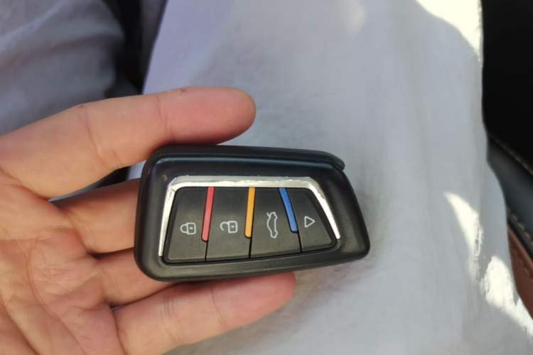 Used Geely Auto Vision X6 2020 1.4T CVT Luxury Edition Interior 1