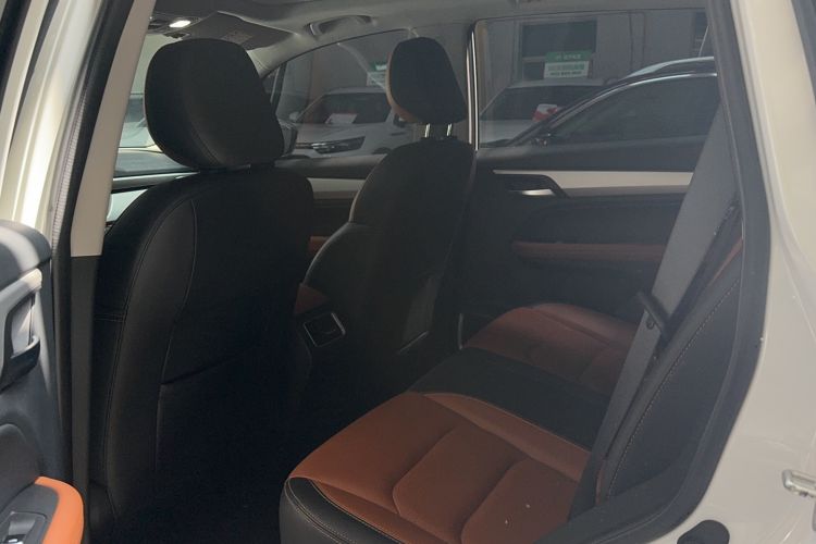 Used Geely Auto Vision X6 2020 1.4T CVT Luxury Edition Interior 2