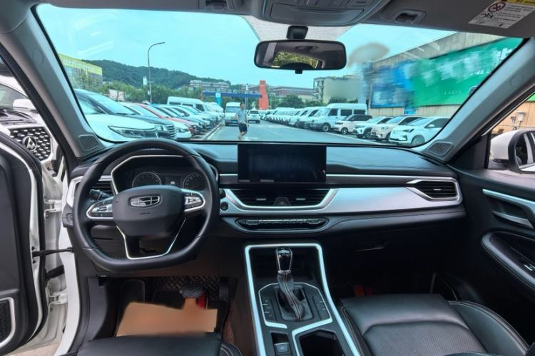 Used Geely Auto Vision X6 2020 1.4T CVT Luxury Edition Interior 2