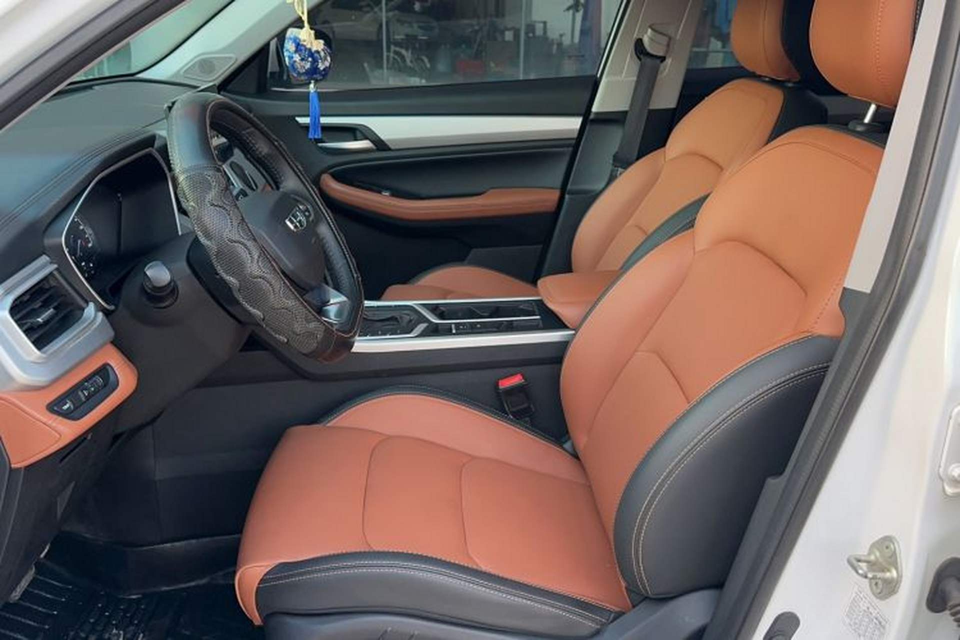 Used Geely Auto Vision X6 2020 1.4T CVT Luxury Edition Interior 2
