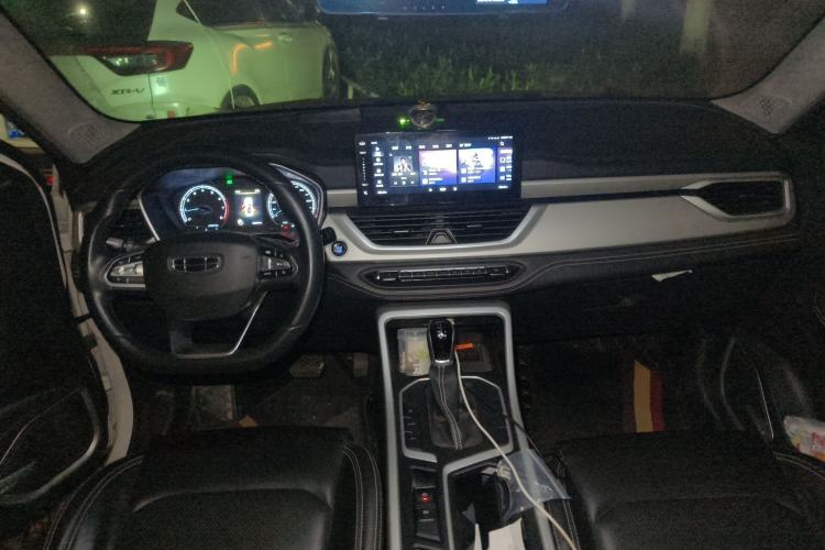 Used Geely Auto Vision X6 2020 1.4T CVT Luxury Edition Interior 2