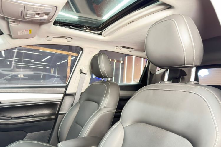 Used Geely Auto Vision X6 2020 1.4T Manual Luxury Model Interior 3