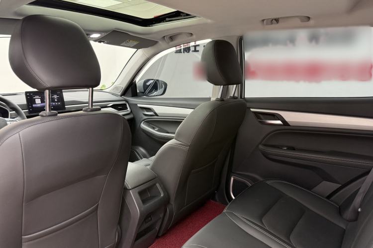Used Geely Auto Vision X6 2020 1.4T Manual Luxury Model Interior 3
