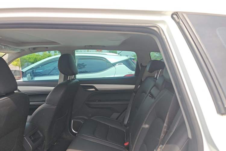 Used Geely Auto Vision X6 2020 1.4T CVT Luxury Edition Interior 4