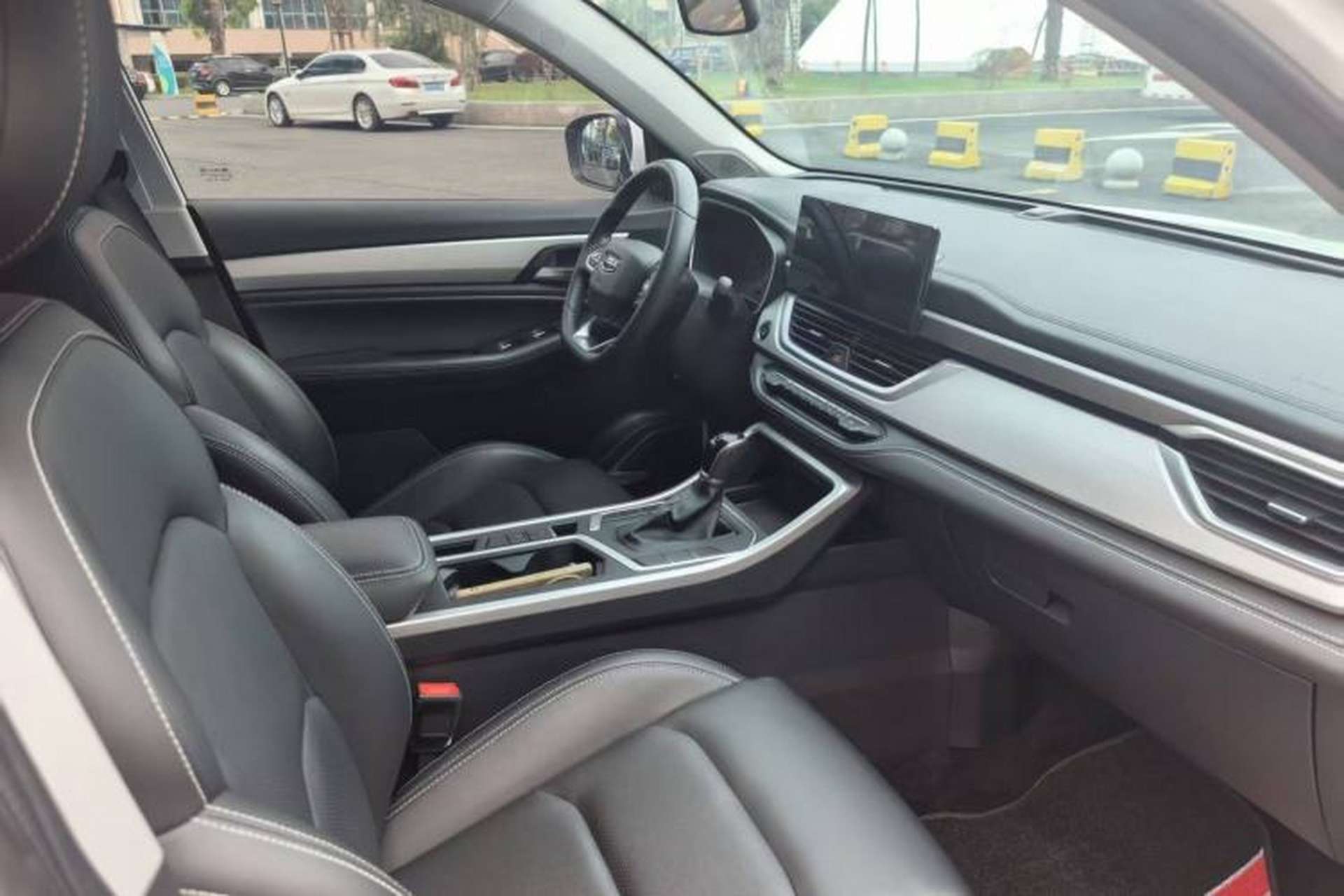 Used Geely Auto Vision X6 2020 1.4T CVT Luxury Edition Interior 4