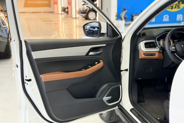 Used Geely Auto Vision X6 2020 1.4T CVT Asian Games Edition Interior 6