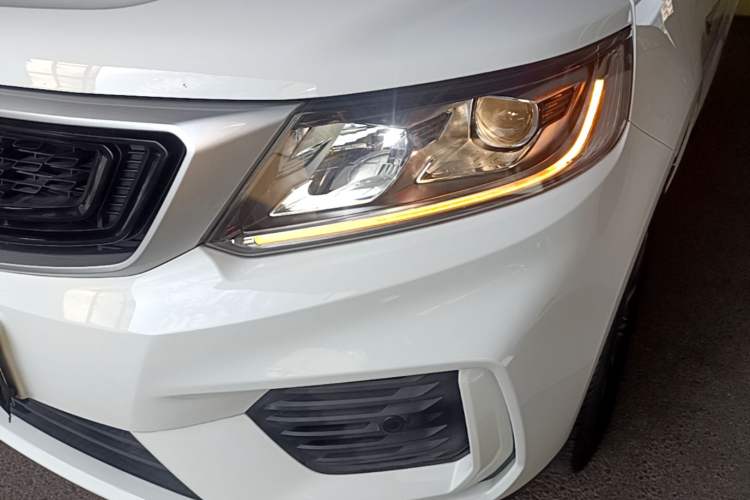 Used Geely Auto Vision X6 2020 1.4T CVT Luxury Edition Left Front Headlight
