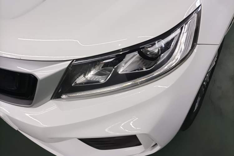 Used Geely Auto Vision X6 2020 1.4T Automatic Luxury Model Left Front Headlight