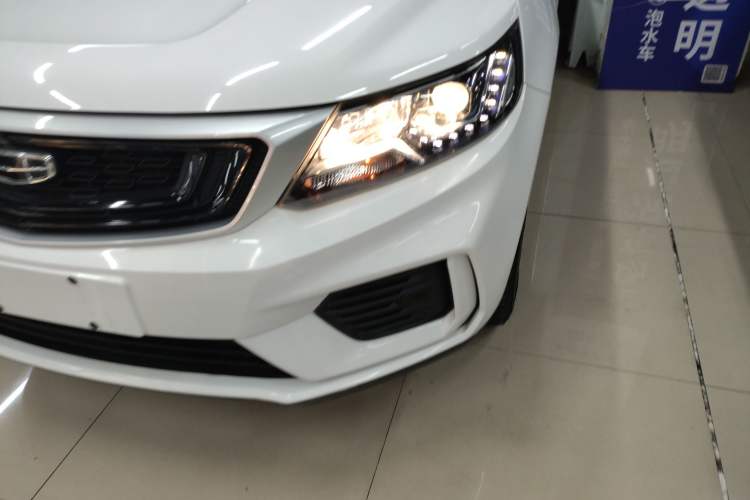 Used Geely Auto Vision X6 2020 1.4T Manual Comfort Model Left Front Headlight