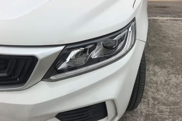 Used Geely Auto Vision X6 2020 1.4T Manual Luxury Model Left Front Headlight