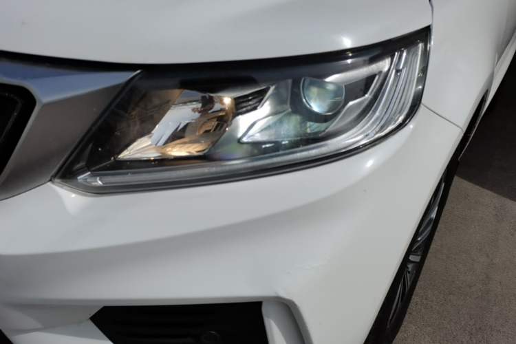 Used Geely Auto Vision X6 2020 1.4T Manual Luxury Model Left Front Headlight