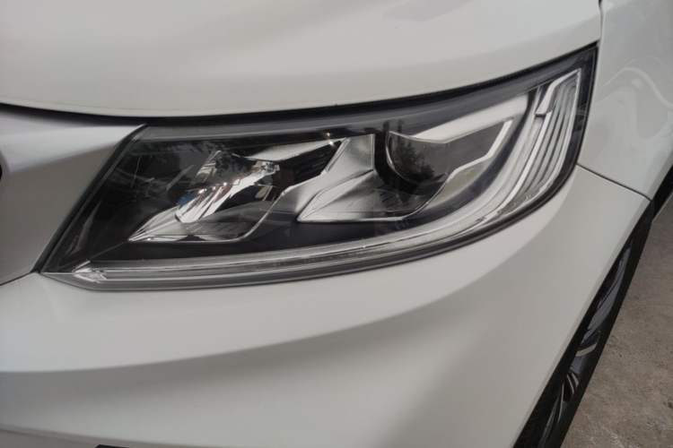 Used Geely Auto Vision X6 2020 1.4T Manual Luxury Model Left Front Headlight