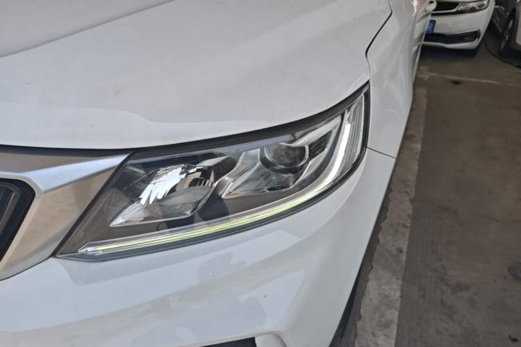 Used Geely Auto Vision X6 2020 1.4T Manual Luxury Model Left Front Headlight