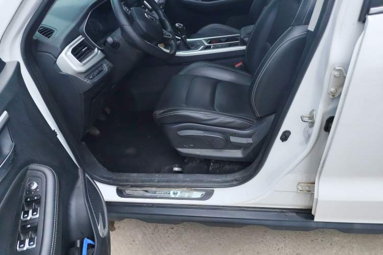Used Geely Auto Vision X6 2020 1.4T Manual Luxury Model Left Front Seat