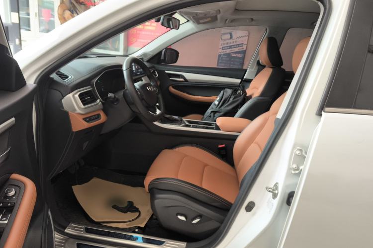 Used Geely Auto Vision X6 2020 1.4T CVT Asian Games Edition Left Front Seat