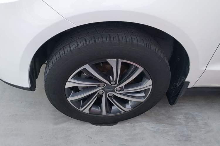 Used Geely Auto Vision X6 2020 1.4T Manual Luxury Model Left Front Wheel Hub