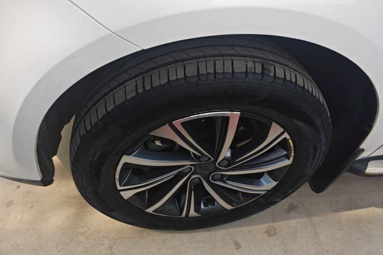 Used Geely Auto Vision X6 2020 1.4T CVT Asian Games Edition Left Front Wheel Hub