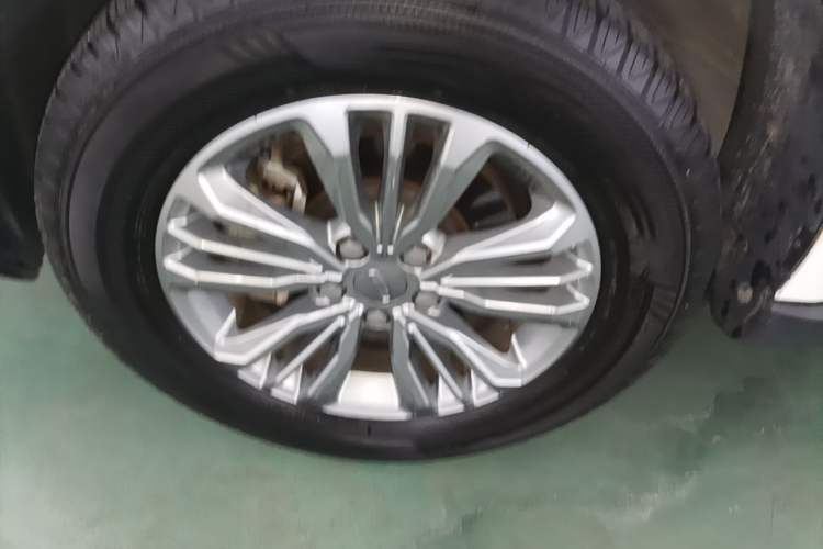 Used Geely Auto Vision X6 2020 1.4T Automatic Luxury Model Left Front Wheel Hub