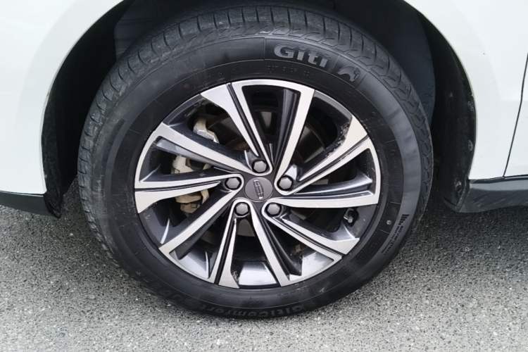 Used Geely Auto Vision X6 2020 1.4T CVT Luxury Edition Left Front Wheel Hub
