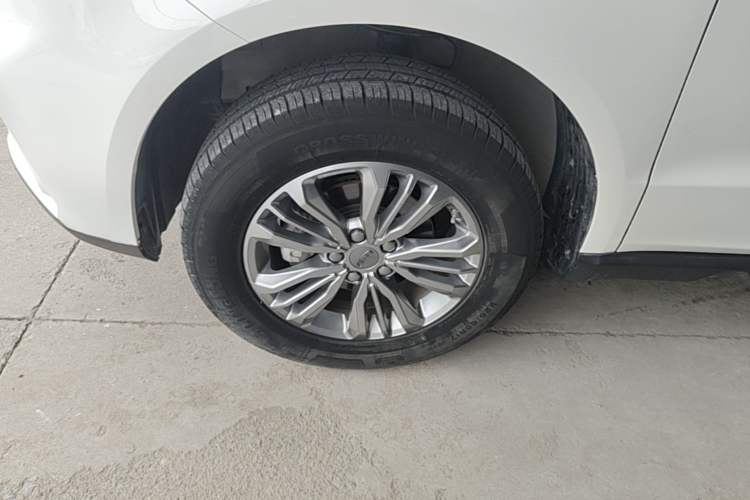 Used Geely Auto Vision X6 2020 1.4T Manual Comfort Model Left Front Wheel Hub