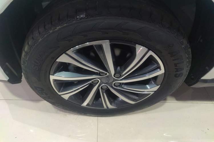 Used Geely Auto Vision X6 2020 1.4T CVT Asian Games Edition Left Front Wheel Hub
