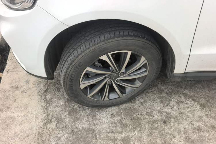 Used Geely Auto Vision X6 2020 1.4T Manual Luxury Model Left Front Wheel Hub