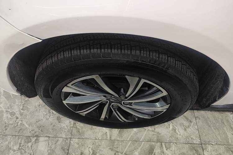 Used Geely Auto Vision X6 2020 1.4T CVT Luxury Edition Left Front Wheel Hub