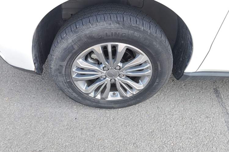 Used Geely Auto Vision X6 2020 1.4T Manual Comfort Model Left Front Wheel Hub