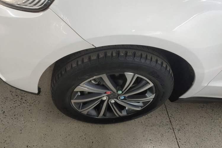 Used Geely Auto Vision X6 2020 1.4T CVT Luxury Edition Left Front Wheel Hub