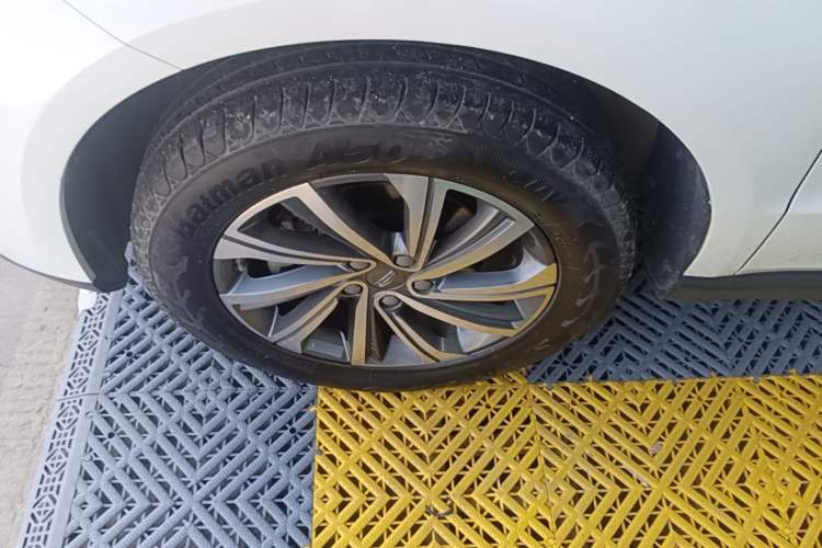 Used Geely Auto Vision X6 2020 1.4T CVT Luxury Edition Left Front Wheel Hub