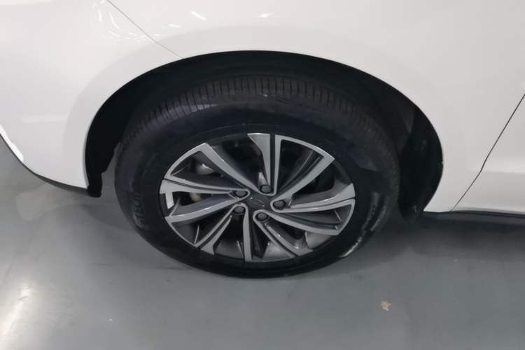 Used Geely Auto Vision X6 2020 1.4T CVT Luxury Edition Left Front Wheel Hub