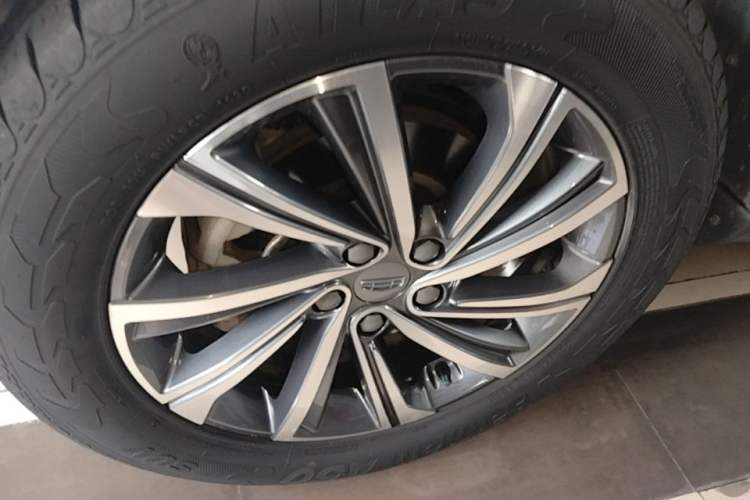 Used Geely Auto Vision X6 2020 1.4T CVT Luxury Edition Left Front Wheel Hub
