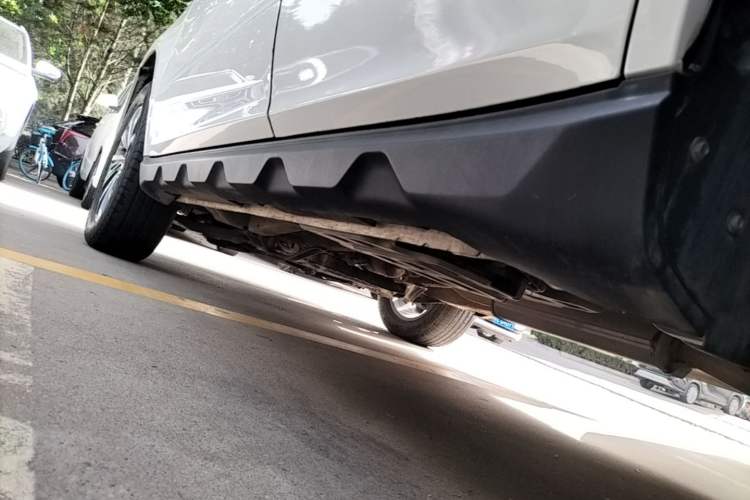 Used Geely Auto Vision X6 2020 1.4T CVT Luxury Edition Left Side Sill