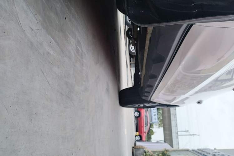 Used Geely Auto Vision X6 2020 1.4T Manual Luxury Model Left Side Sill